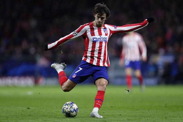 地将球扑出 地将球扑出